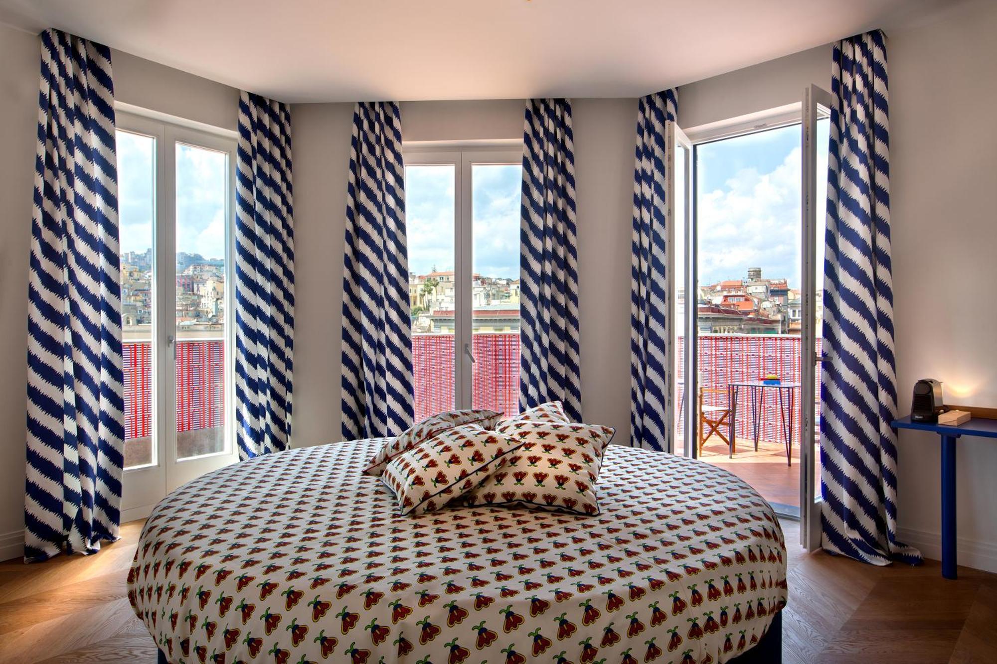 נאפולי Galleria Port'Alba - Suites & Rooftop מראה חיצוני תמונה